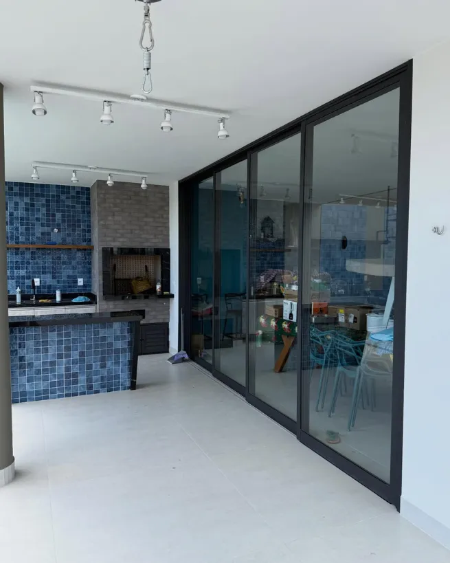 Portas de vidro em Vinhedo - porta de vidro com integração de ambientes