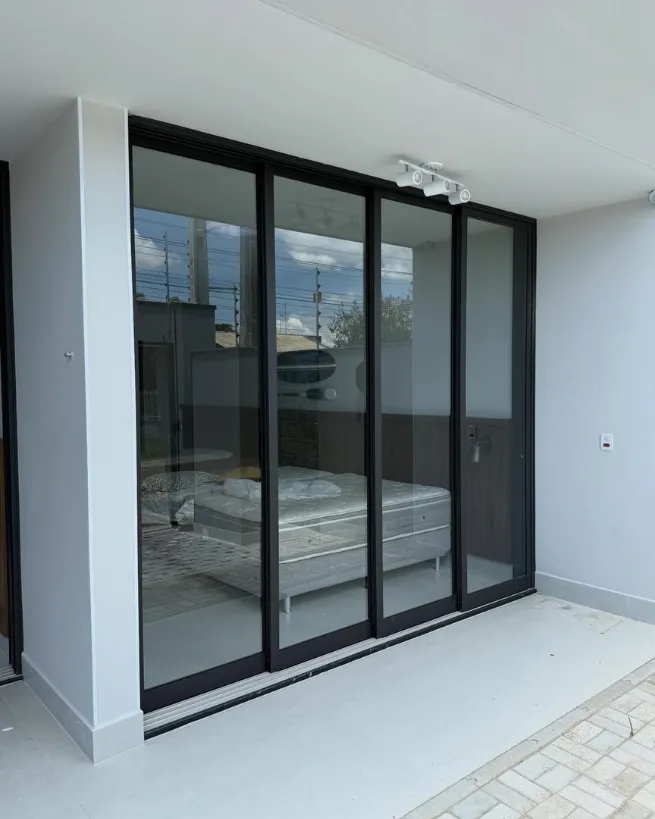 Portas de vidro em Vinhedo - porta de vidro para sala e área interna